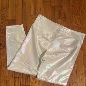 ZYIA Shiny Pearl Leggings